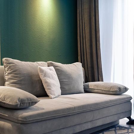 Modern Living Apartment - 3-Zimmer - Nuernberg Nord, Ruhige Seitenstrasse, Fusslaeufig Strassenbahn Dış mekan fotoğraf